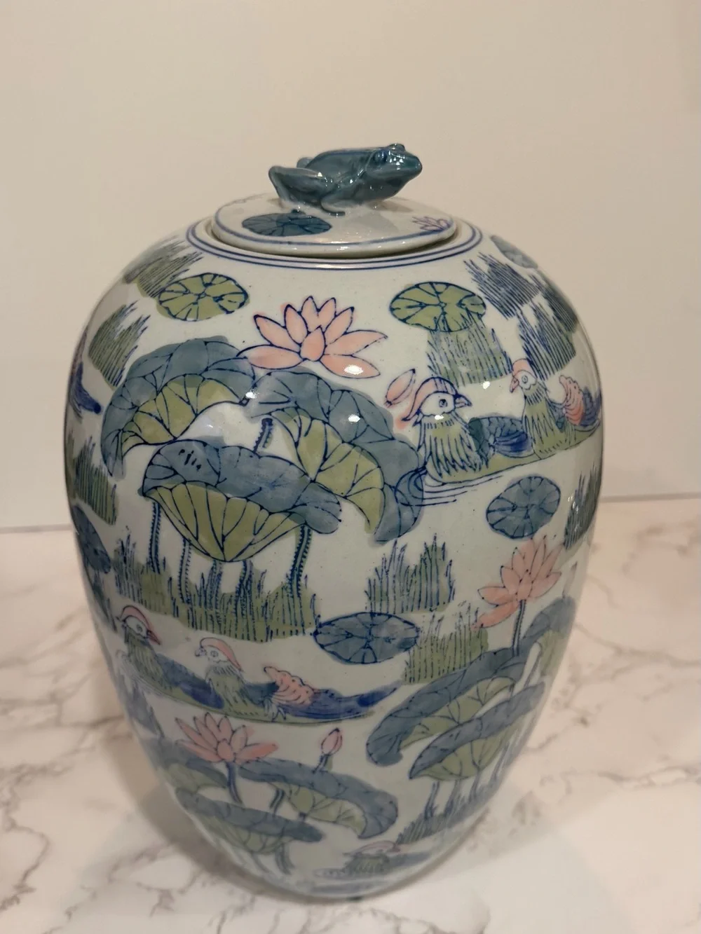 Large Chinese Porcelain Ginger Jar  Vase Frog Lid Lotus Pond  Chinoiserie 13”